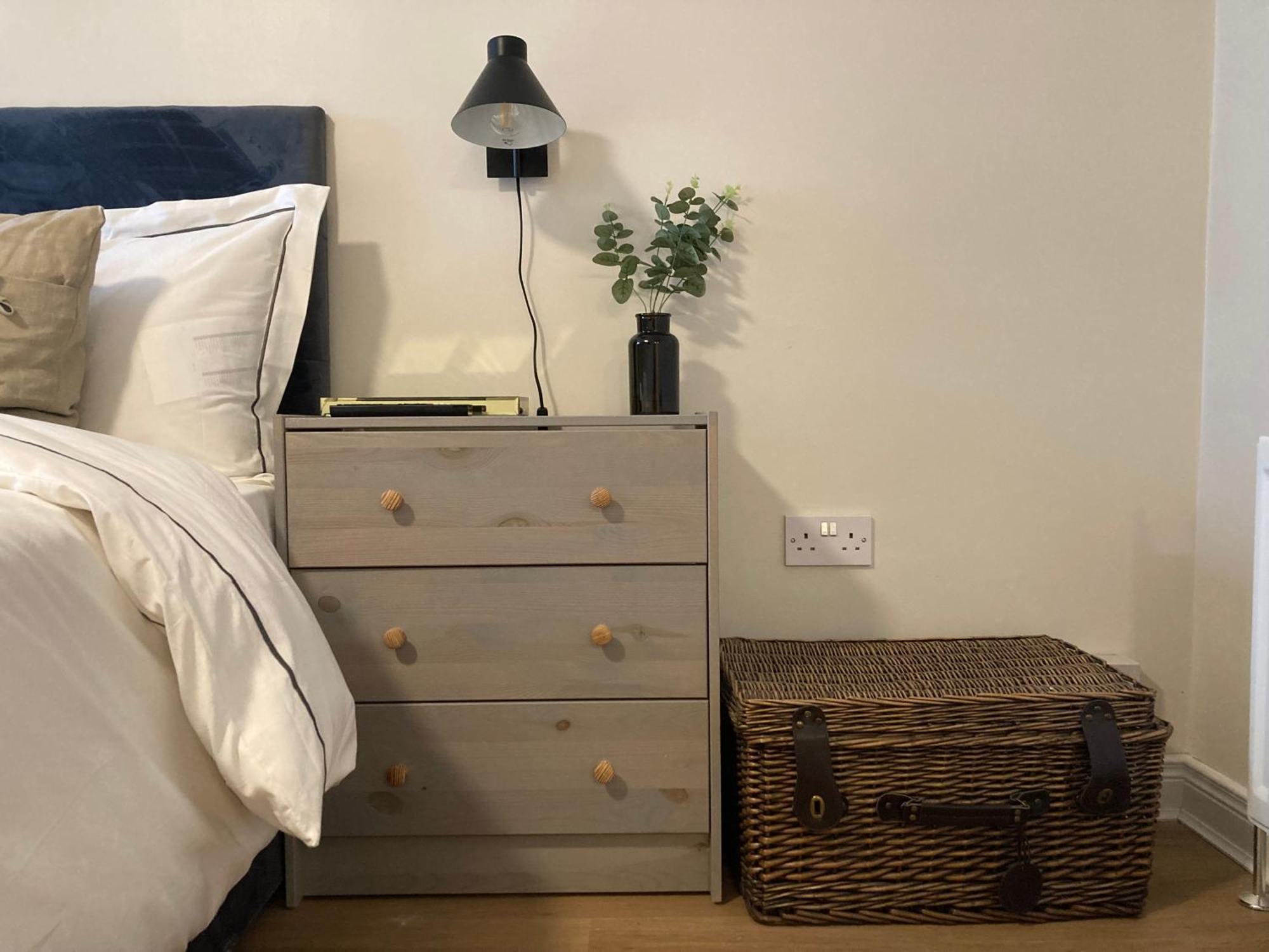 Smart 4K Tvs In All Bedrooms Double Vanity Sink Belfast Luaran gambar